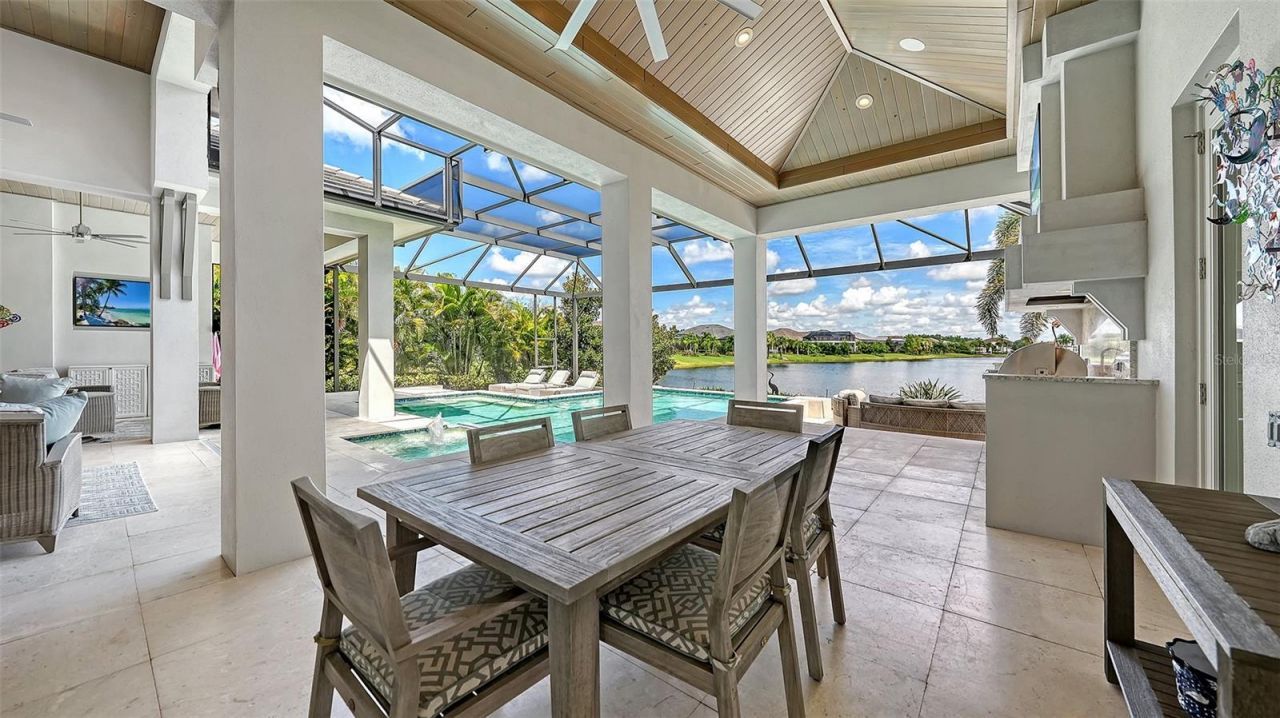 8339 Lucerne Loop, Bradenton, FL 34202 Photo
