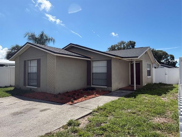 8237 RAVENCROFT DRIVE, TAMPA, FL 33615