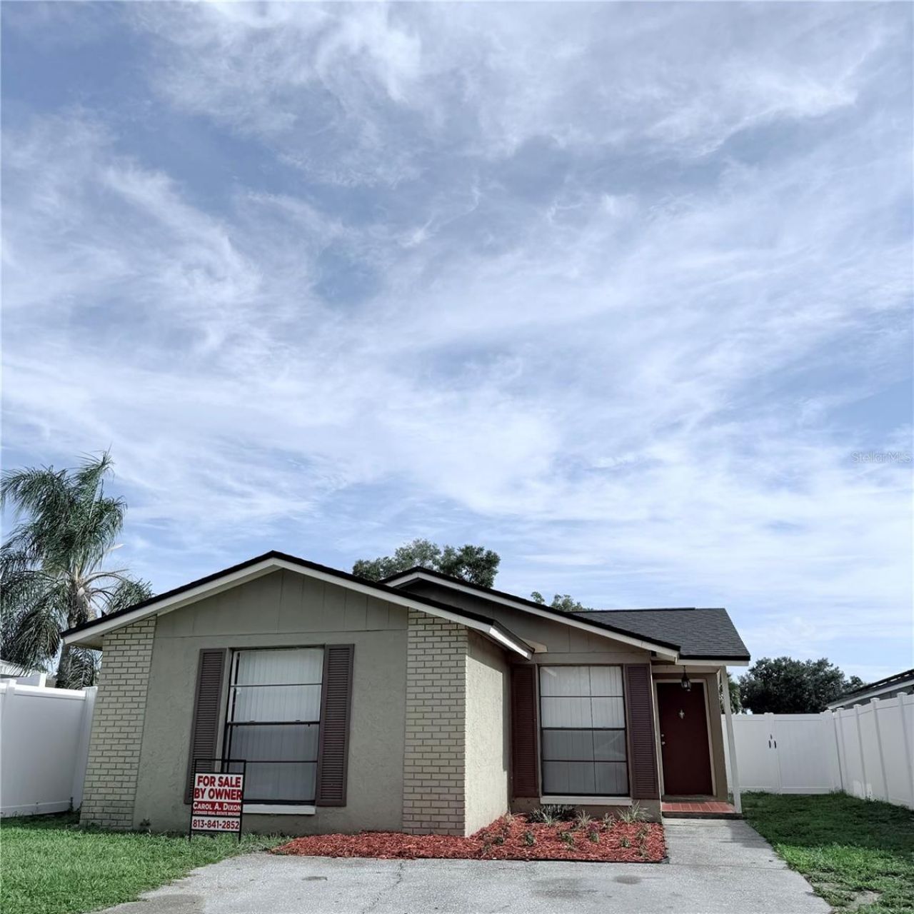 8237 Ravencroft Drive, Tampa, FL 33615 Main Photo