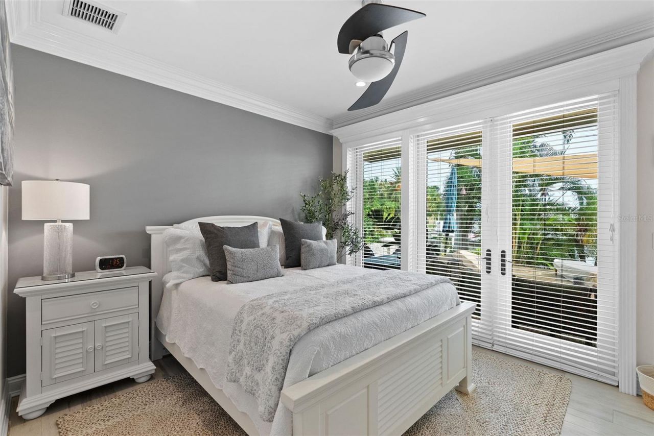 203 Howard Drive, Belleair Beach, FL 33786 Photo