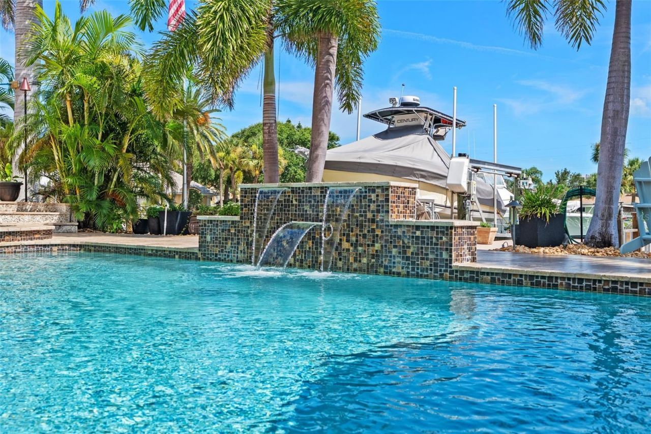 203 Howard Drive, Belleair Beach, FL 33786 Photo