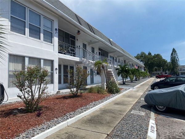 1221 DREW STREET, Unit A17, CLEARWATER, FL 33755