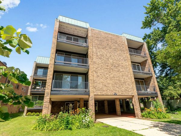 4136 N California Avenue , Unit 201, Chicago, IL 60618