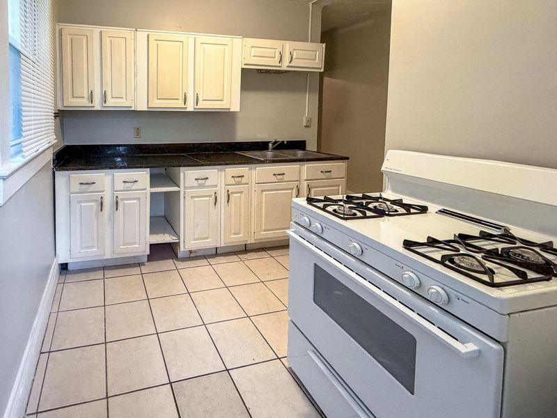 414 E 14th Avenue , Columbus, OH 43201 Photo 10