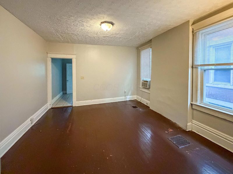 414 E 14th Avenue , Columbus, OH 43201 Photo 5
