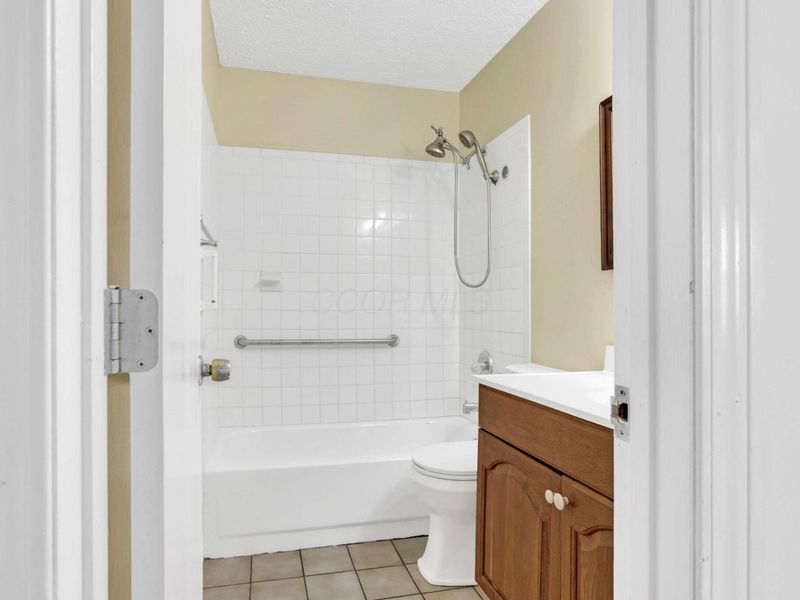 96 Cadillac Road SW, Pataskala, OH 43062 Photo 18