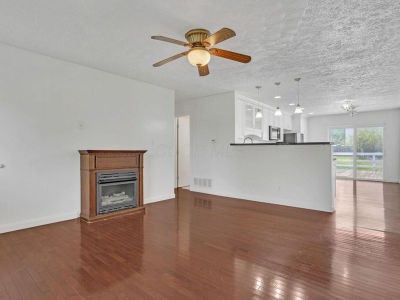 96 Cadillac Road SW, Pataskala, OH 43062 Photo 5