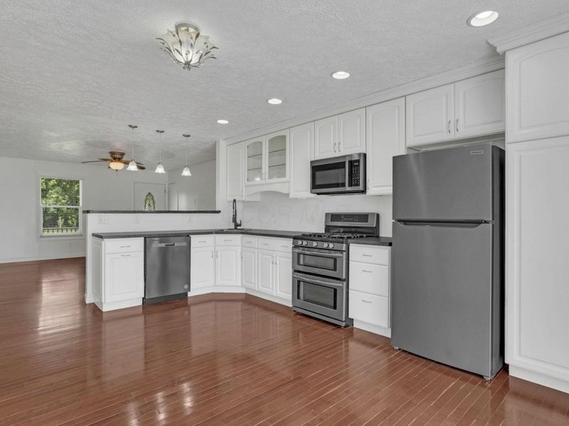 96 Cadillac Road SW, Pataskala, OH 43062 Photo 8