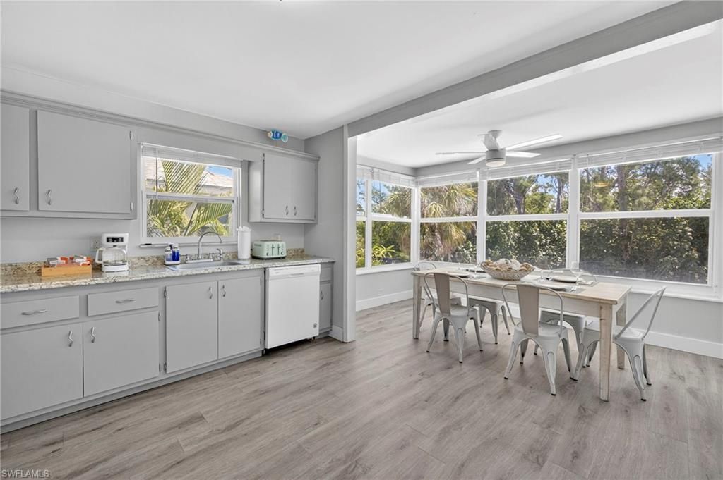 245 Mango St, Fort Myers Beach, FL 33931 Photo