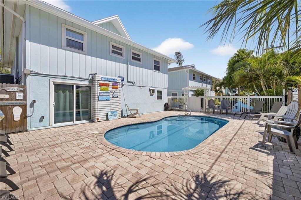 245 Mango St, Fort Myers Beach, FL 33931 Photo