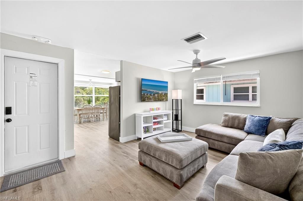 245 Mango St, Fort Myers Beach, FL 33931 Photo