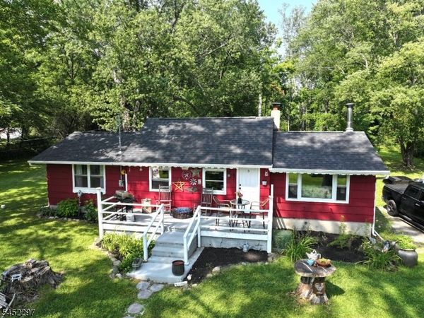 5 W Shaytown Rd, Sandyston, NJ 07827