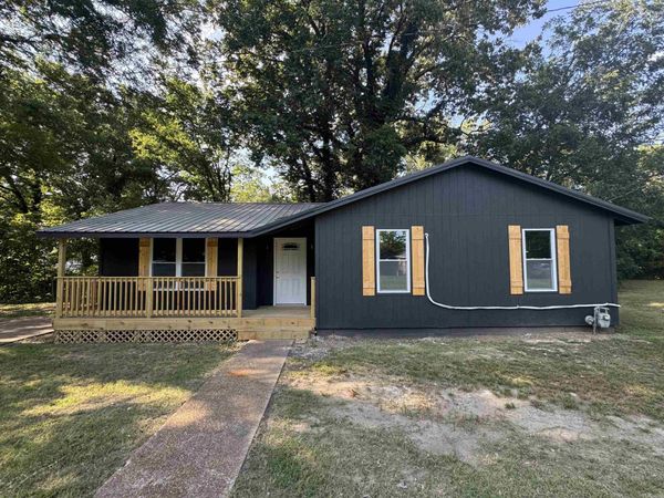 220 W Morris Ave , Wynne, AR 72396