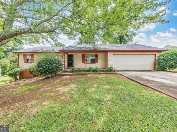 921 Curry Circle SE, Conyers, GA 30094