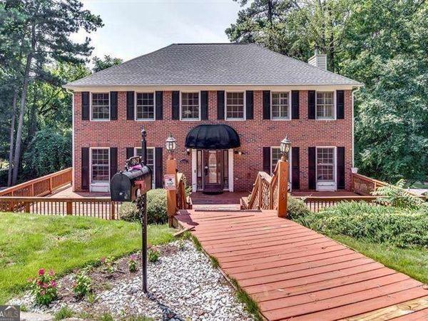 6963 Whispering Oaks Court, Stone Mountain, GA 30087