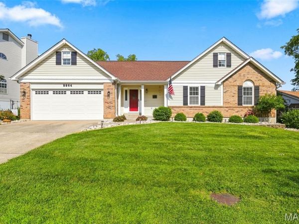 5864 Wellington Farm Drive, St Charles, MO 63304