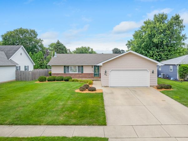 606 E Edgelawn Drive , Plano, IL 60545