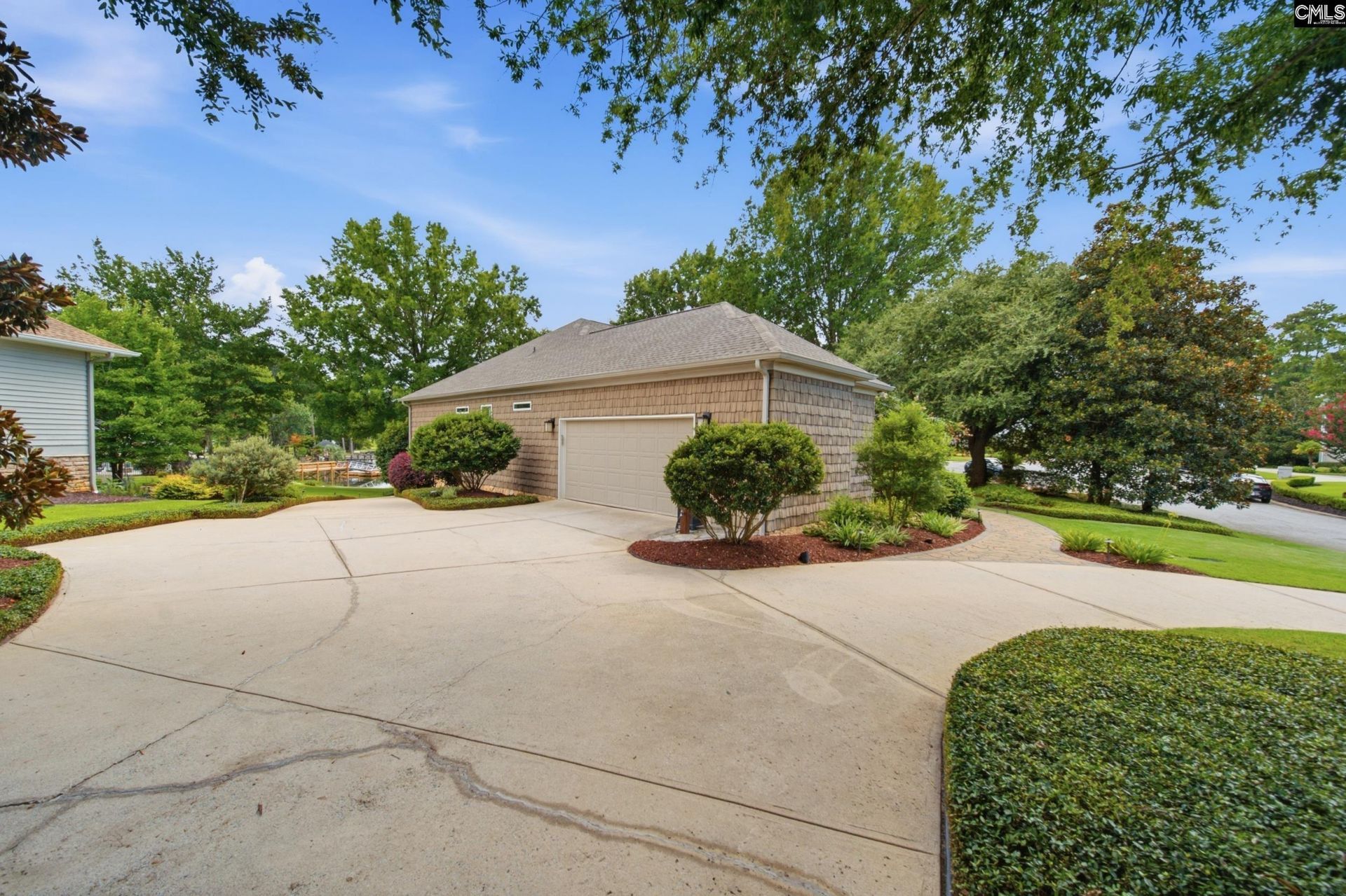 105 Windsong Island Lane Photo 9