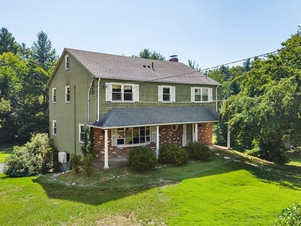 16 Carmen Circle, Medfield, MA 02052