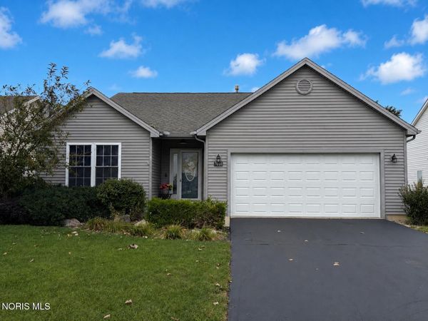 7018 Twin Lakes Road , Perrysburg, OH 43551