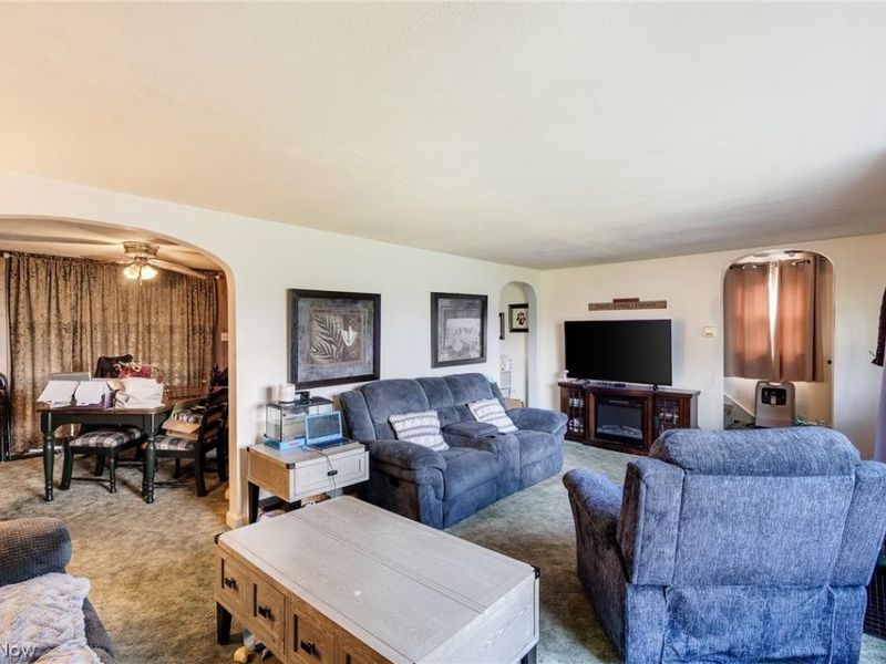 7846 Thompson Sharpsville Road NE, Burghill, OH 44404 Photo 8