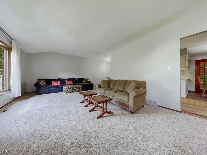 14433 Trenton Avenue, Strongsville, OH 44136 Photo 5