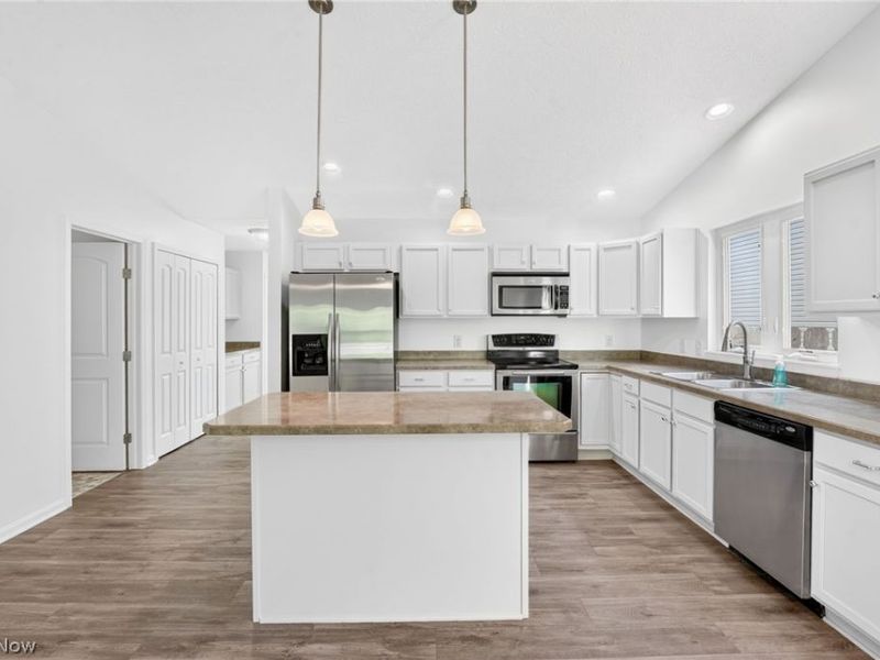 8832 Wheaton Place, North Ridgeville, OH 44039 Photo 10