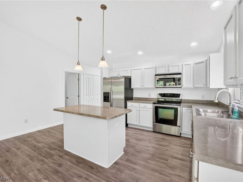 8832 Wheaton Place, North Ridgeville, OH 44039 Photo 11