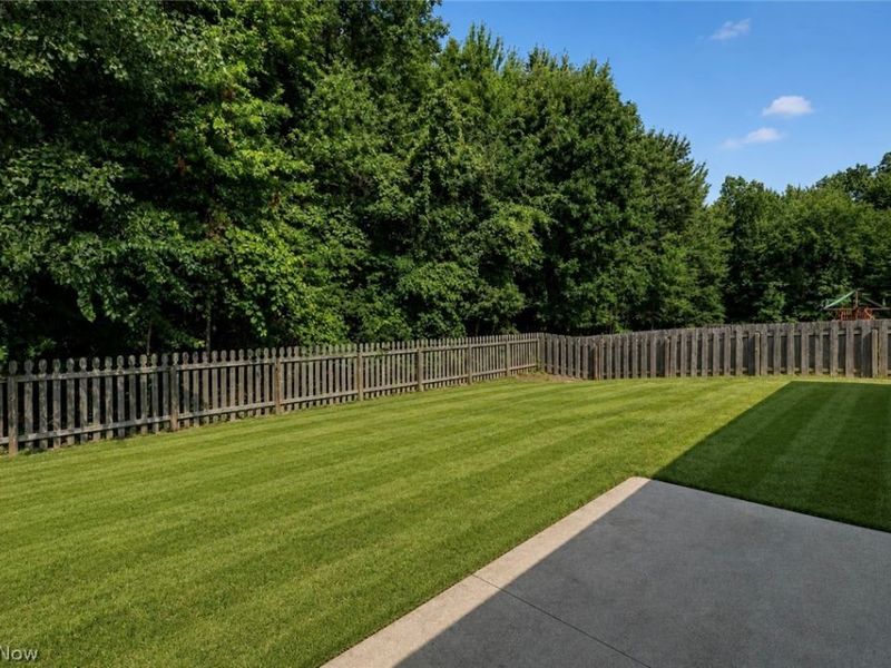 8832 Wheaton Place, North Ridgeville, OH 44039 Photo 33