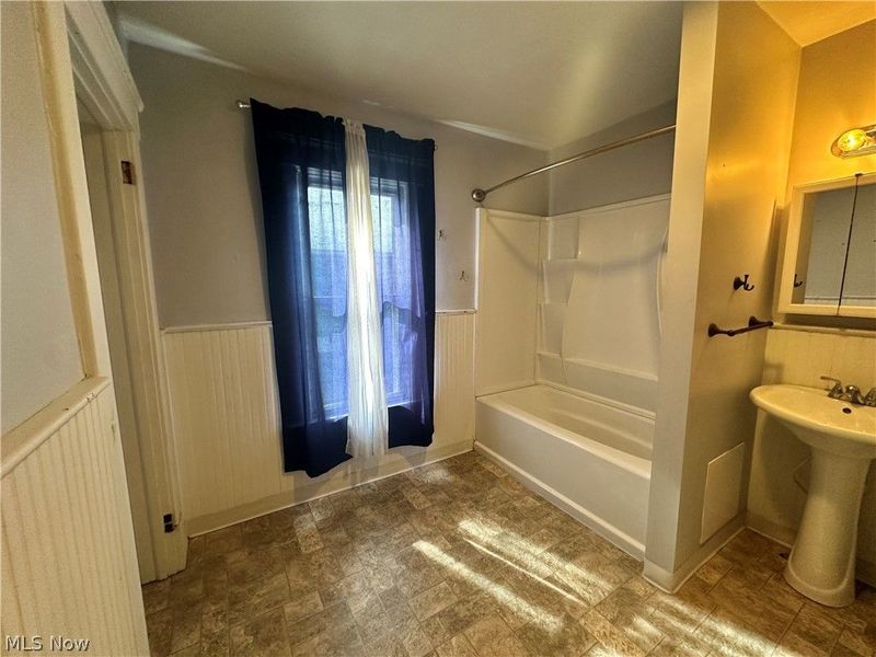 139 Scott Street NE, Warren, OH 44483 Photo 22