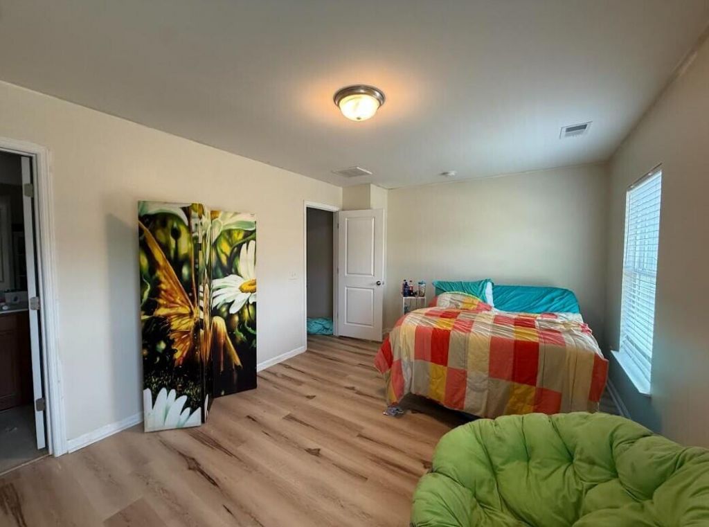 417 Viceroy Photo 20