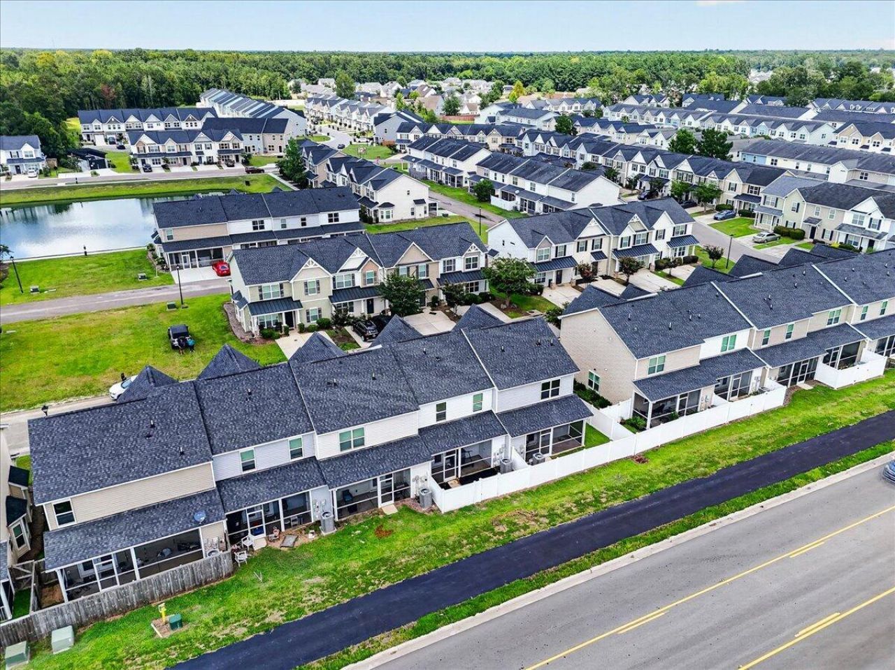 417 Viceroy Photo 25
