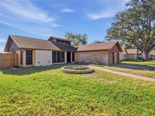 308 Alamogordo Drive, Victoria, TX 77904