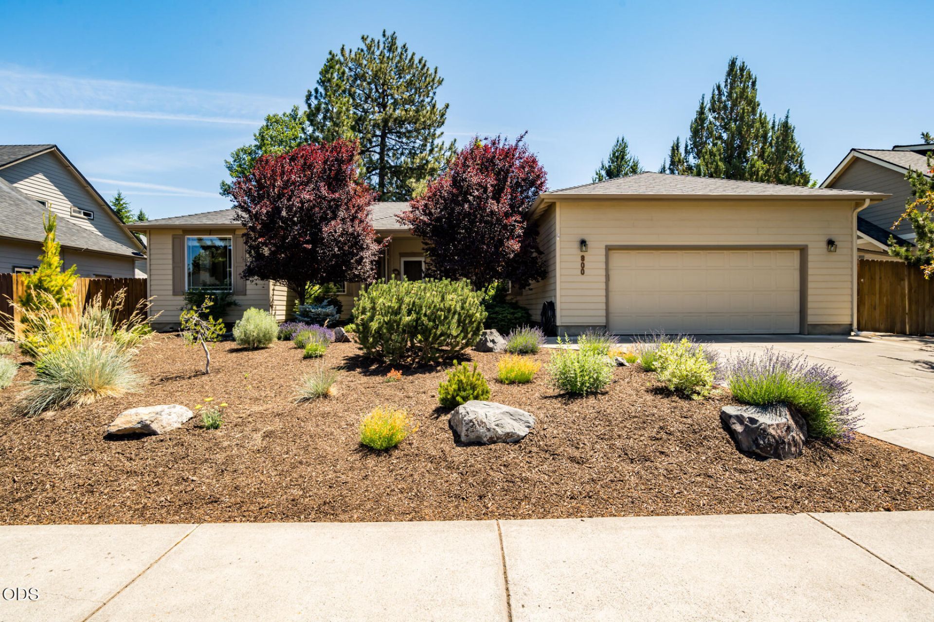 800 SE Shadowood Drive, Bend, OR 97702 Main Photo