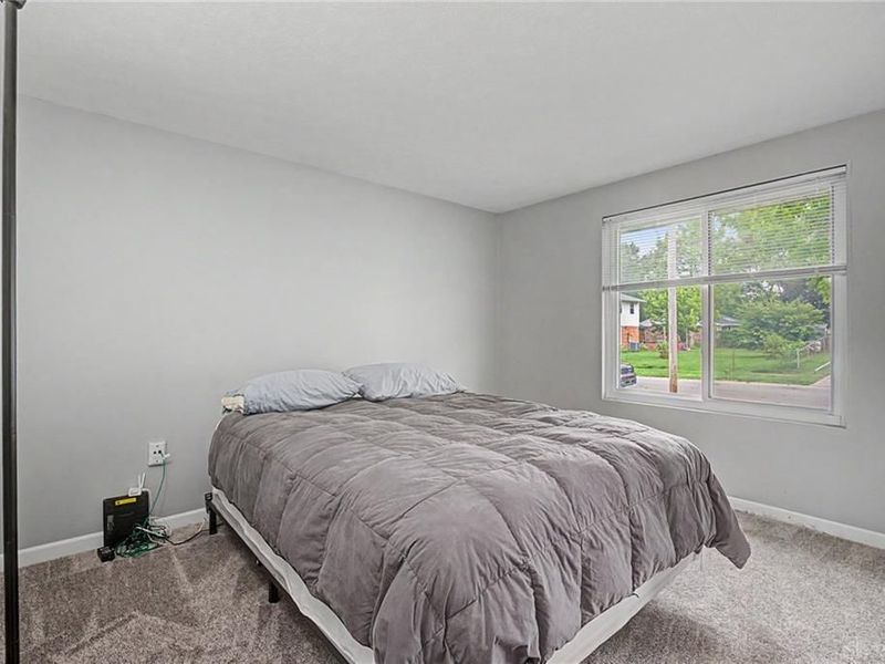 4802 Lodgeview Drive, Huber Heights, OH 45424 Photo 18