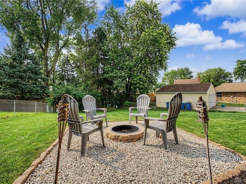 4802 Lodgeview Drive, Huber Heights, OH 45424 Photo 27
