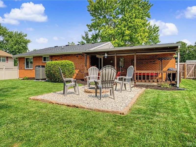 4802 Lodgeview Drive, Huber Heights, OH 45424 Photo 30