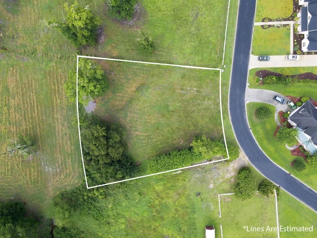 107 Triple Crown Ct. Photo 8