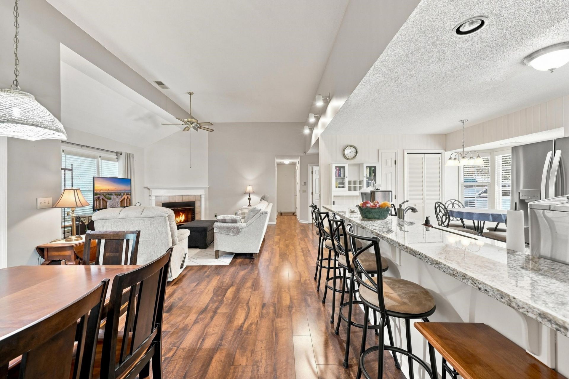 4504 Spyglass Dr. Photo 11