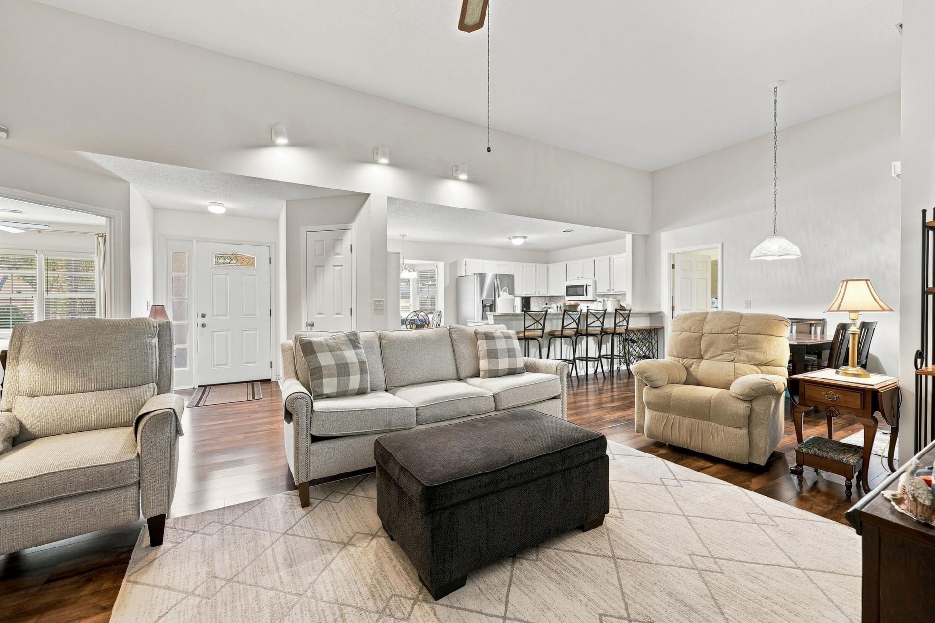 4504 Spyglass Dr. Photo 12