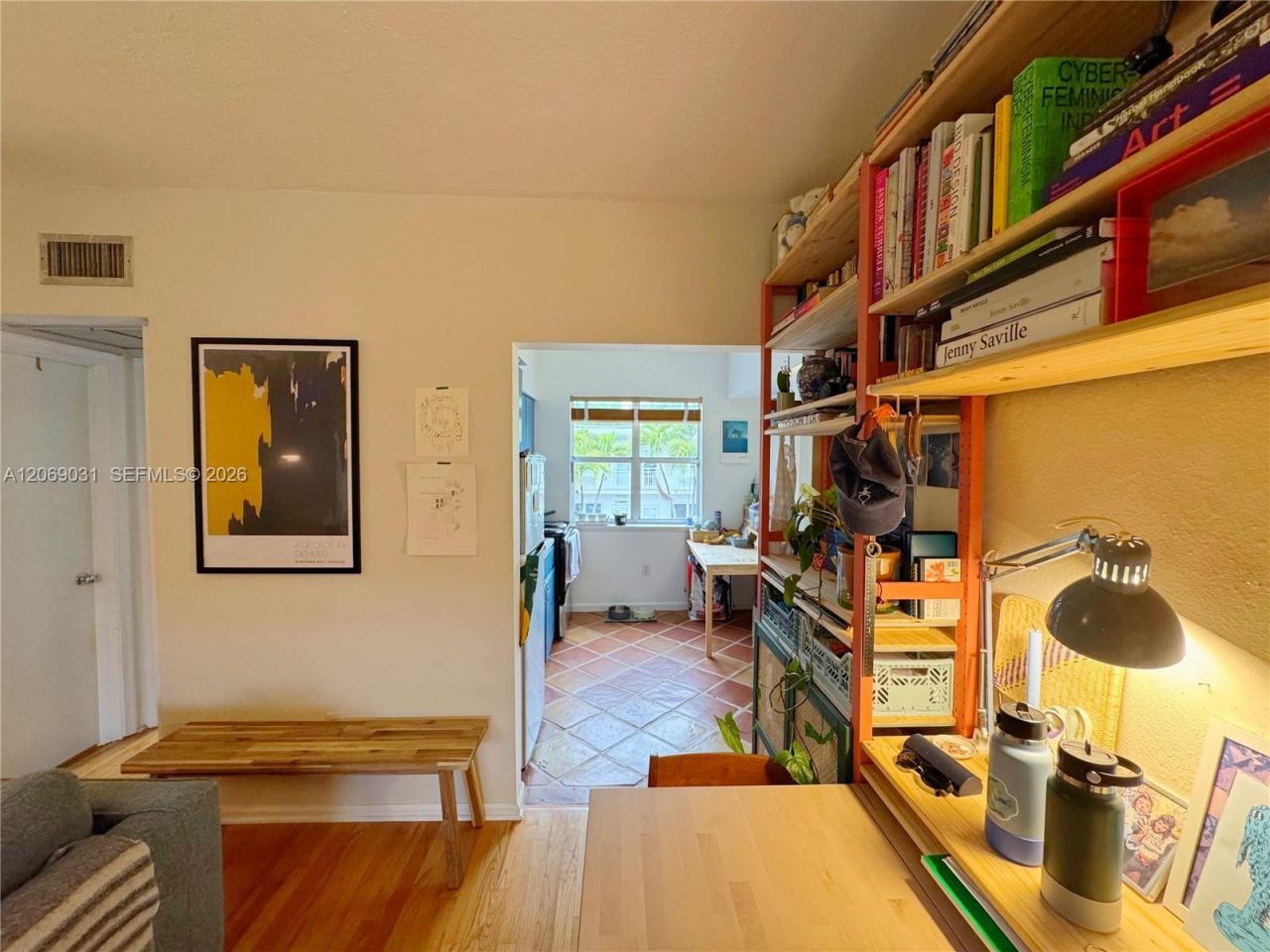 736 13th St, Unit 213, Miami Beach, FL 33139 Photo
