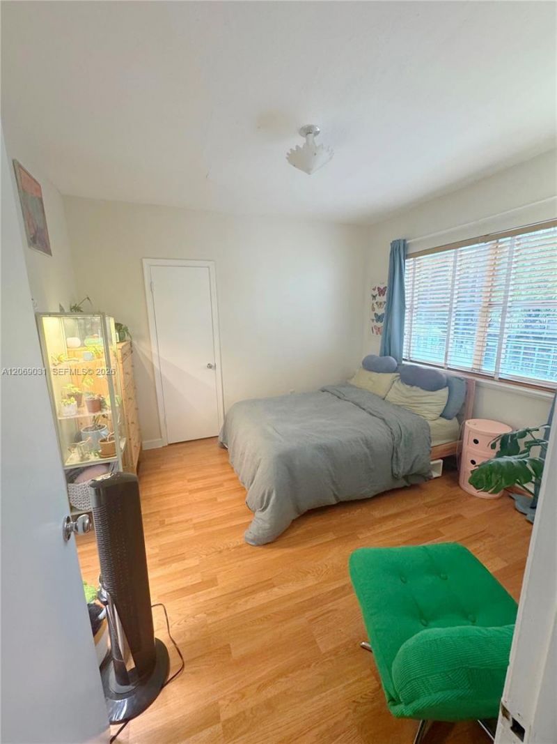 736 13th St, Unit 213, Miami Beach, FL 33139 Photo