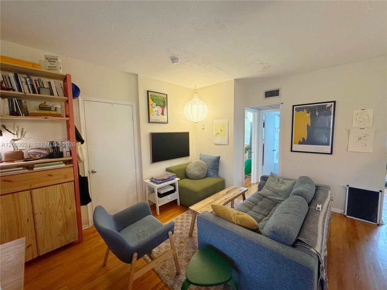 736 13th St, Unit 213, Miami Beach, FL 33139 Photo