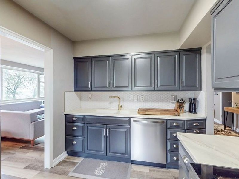 11820 Edgewater Drive, Unit 110, Lakewood, OH 44107 Photo 18