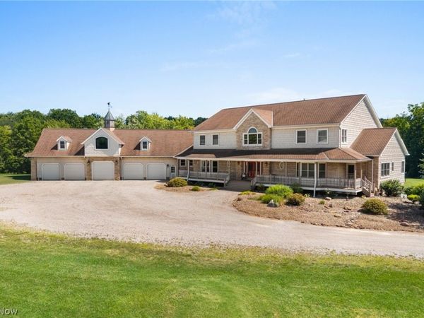 9419 Robinson Road , Chardon, OH 44024