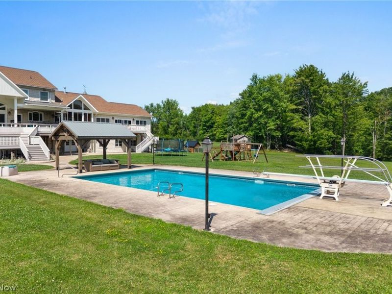 9419 Robinson Road, Chardon, OH 44024 Photo 11