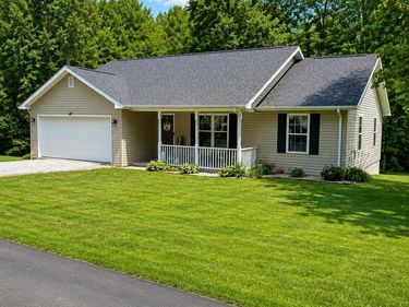 364 Autumn Drive, Russell Springs, KY 42642