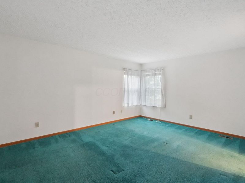 8211 Turret Drive, Blacklick, OH 43004 Photo 23