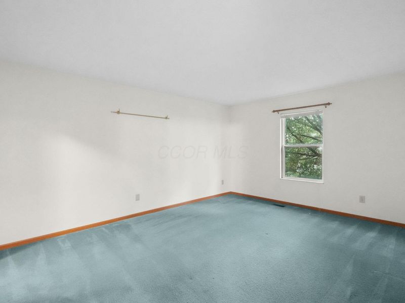 8211 Turret Drive, Blacklick, OH 43004 Photo 32