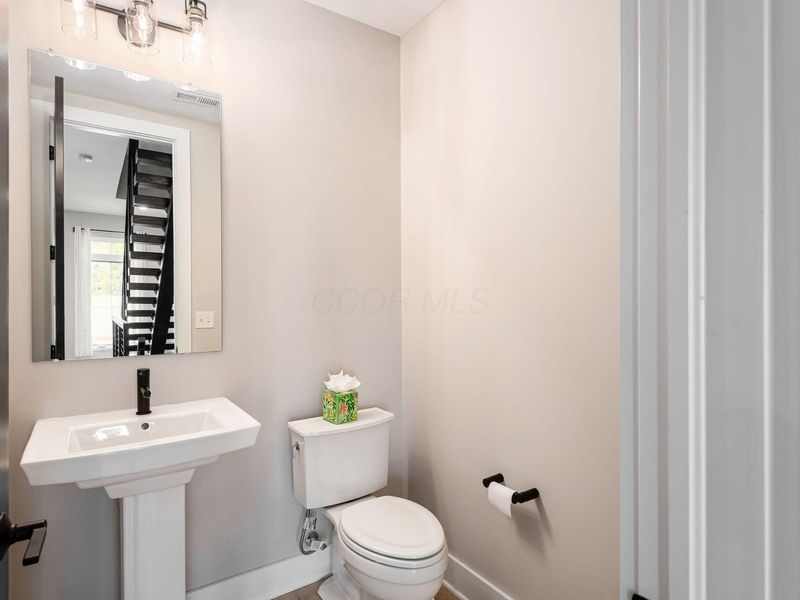 1251 Perry Street, Unit A, Columbus, OH 43201 Photo 21